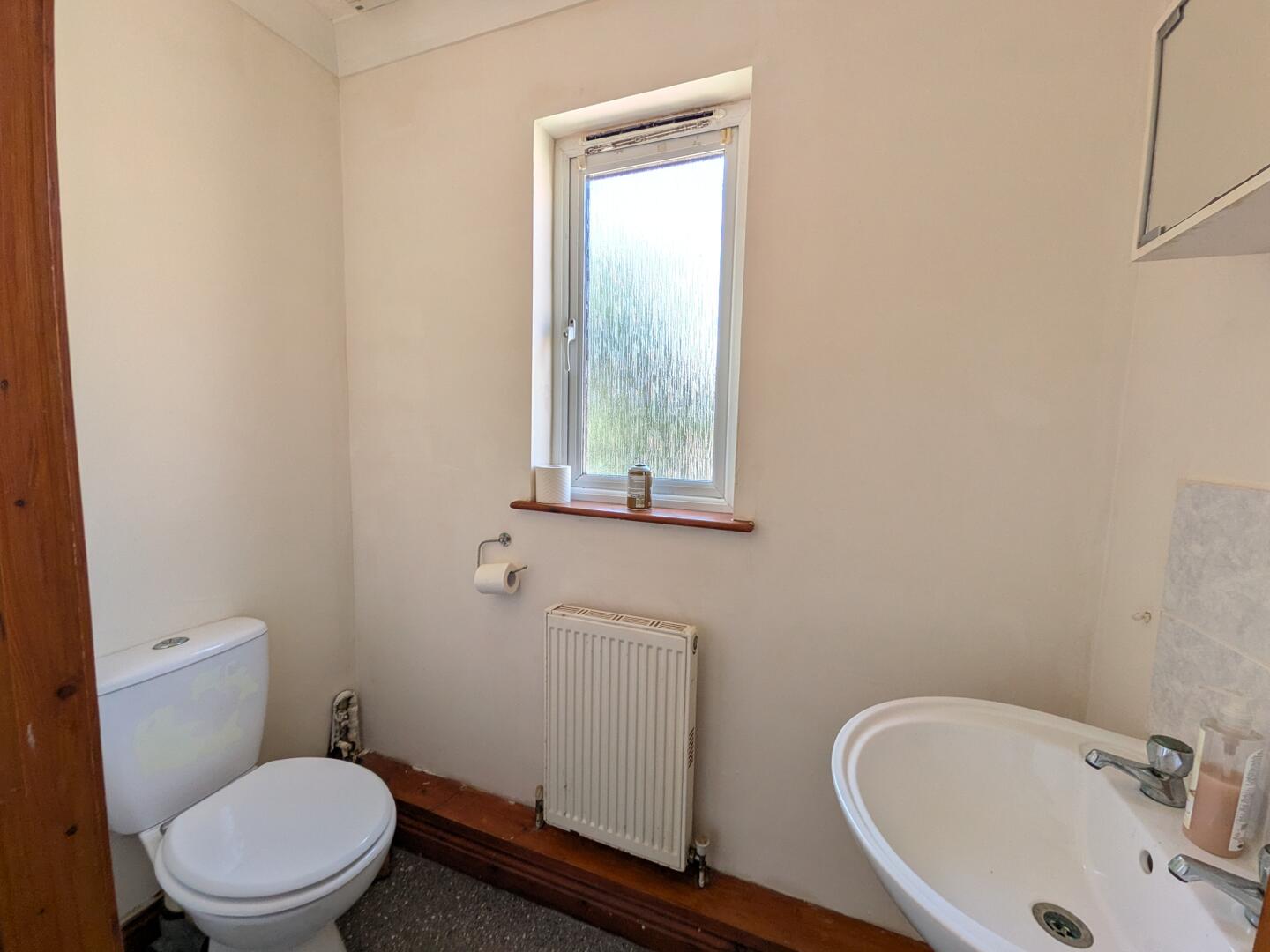 3 bed property in Highburrow Court, Redruth